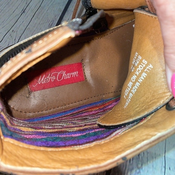 Mens Oxford, chukka boots, tan white and blue with side zip size 10 medium - Picture 4 of 8